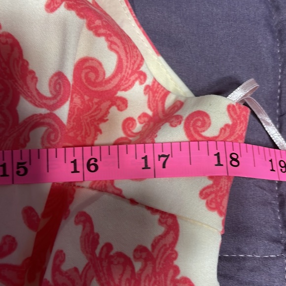 Love 21 fully lined lightweight sundress 95% cotton & 5% spandex rayon blend. - Picture 11 of 12